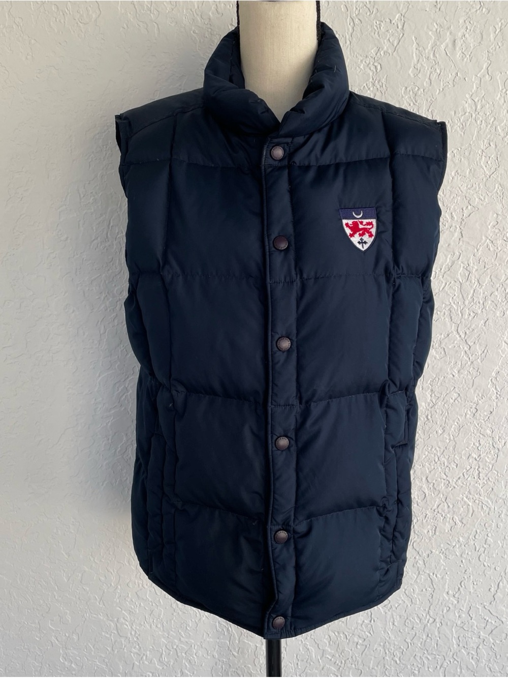 Lands End vest quilted down sleeveless sporty lion crest logo preppy navy small
